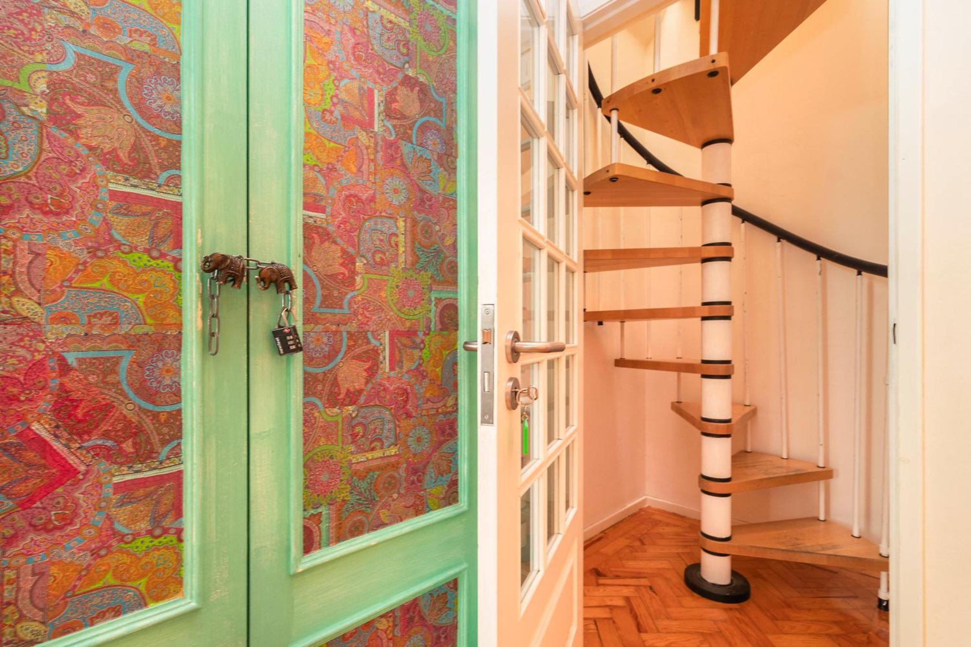 Nesha Guesthouse Lisboa Extérieur photo